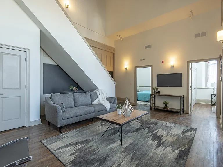 1619 Living Room 3
