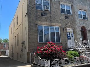 1143 71st St #2R, Brooklyn, NY 11228