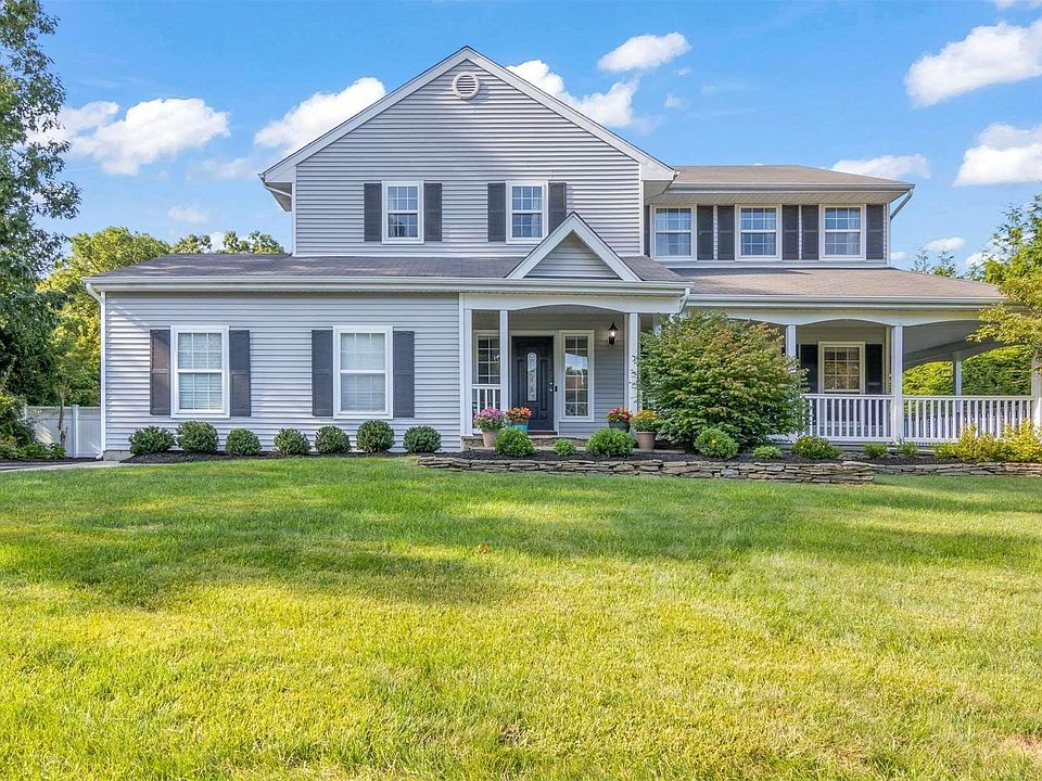 1st image of 28 Lily Drive
