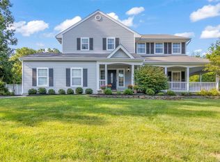 28 Lily Dr, South Setauket, NY 11720