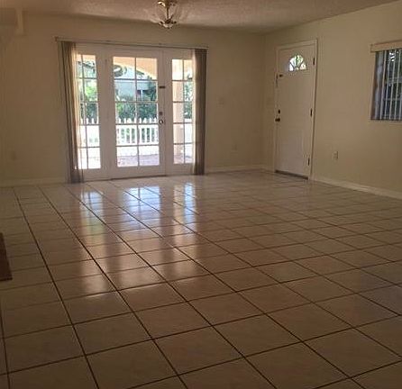 4th image of 502 Madeira Ave