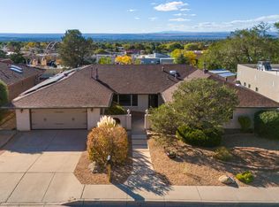 2825 Palo Alto Dr NE, Albuquerque, NM 87112