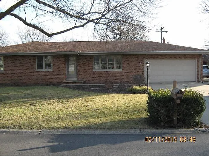 2405 Slayback St photo 1