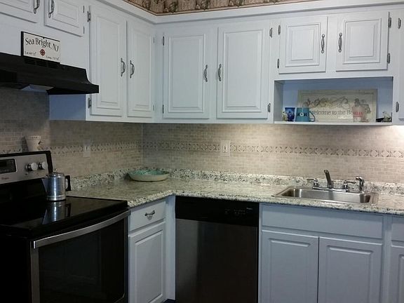 3rd image of 1340 Ocean Ave Unit 29