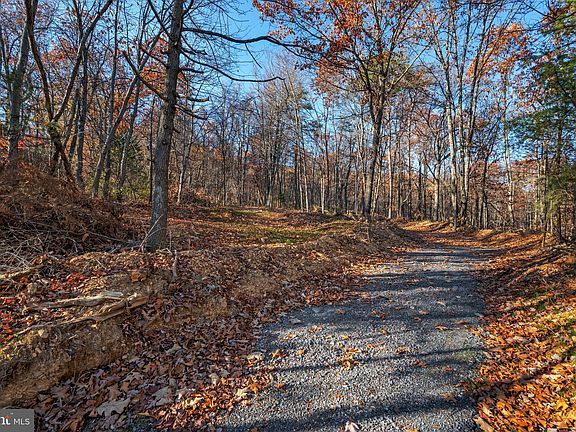3rd image of Capon Springs Grade