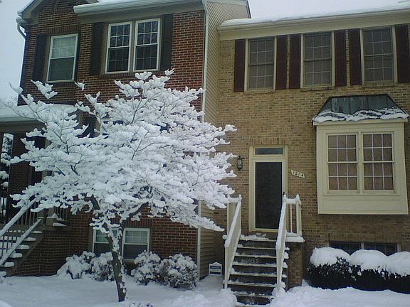 2nd image of 1214 Bond St