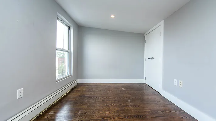 Rented by Nooklyn NYC LLC | media 16