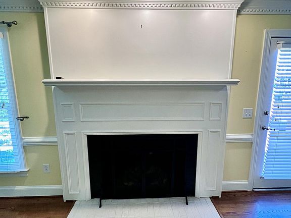 4th image of 1515 Paramore Drive