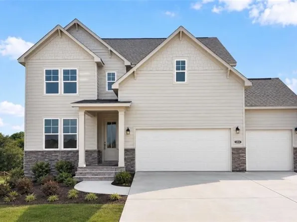 584 Grand Wehunt Dr, Hoschton, GA 30548