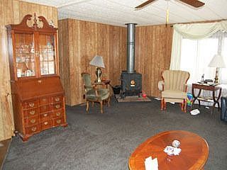 4th image of 750 E Stillwater Ave