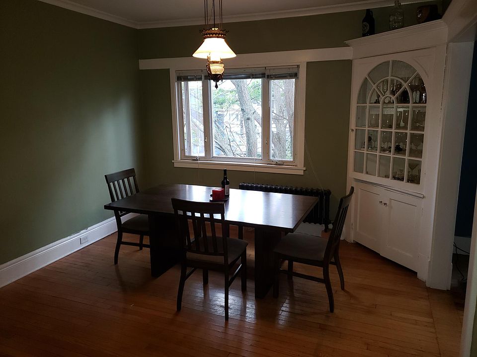 1st image of 819 Forest Ave #2