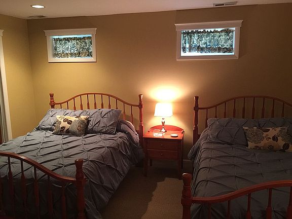Basement Beds w Lg Closet