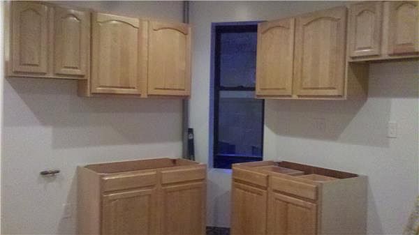 1st image of 123 E 116th St APT B