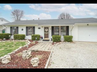 242 Crestwood Ln, Louisville, KY 40229