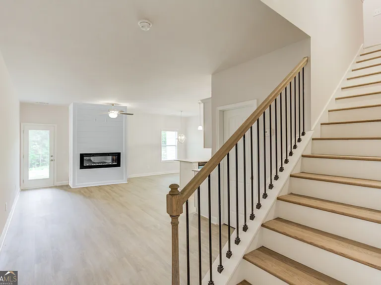 6428 Pine Station Dr — Photo 15