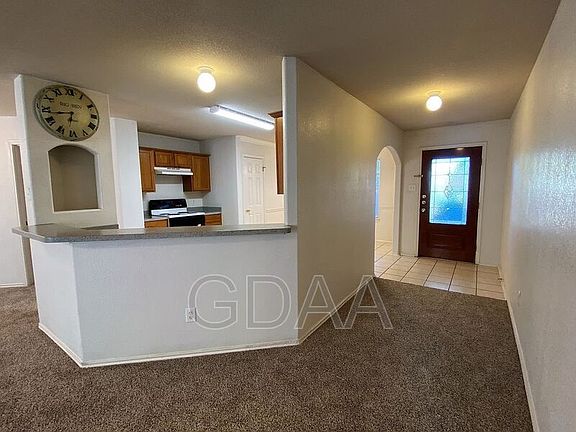 3rd image of 1020 Silverstone Ln