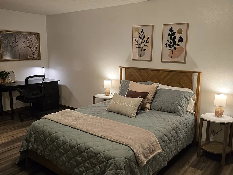 506 E Elm St #2 — Photo 8
