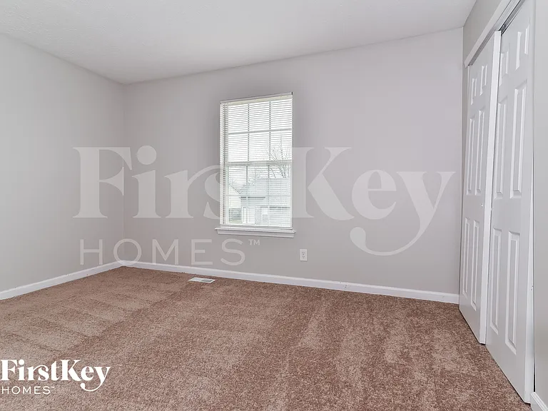 1116 Fontana Ct — Photo 12