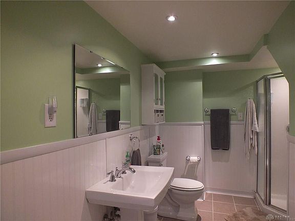 5th image of 3146 Elliot Ave