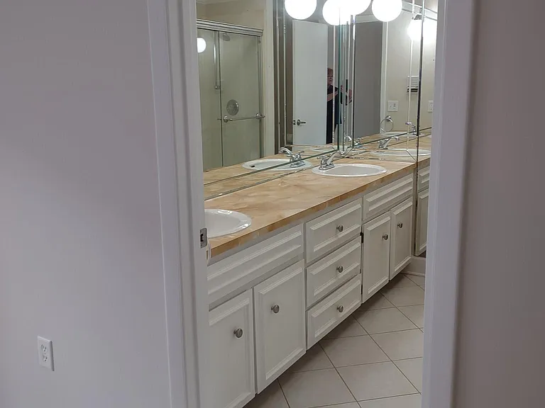 13 Village Green Cir — Photo 25