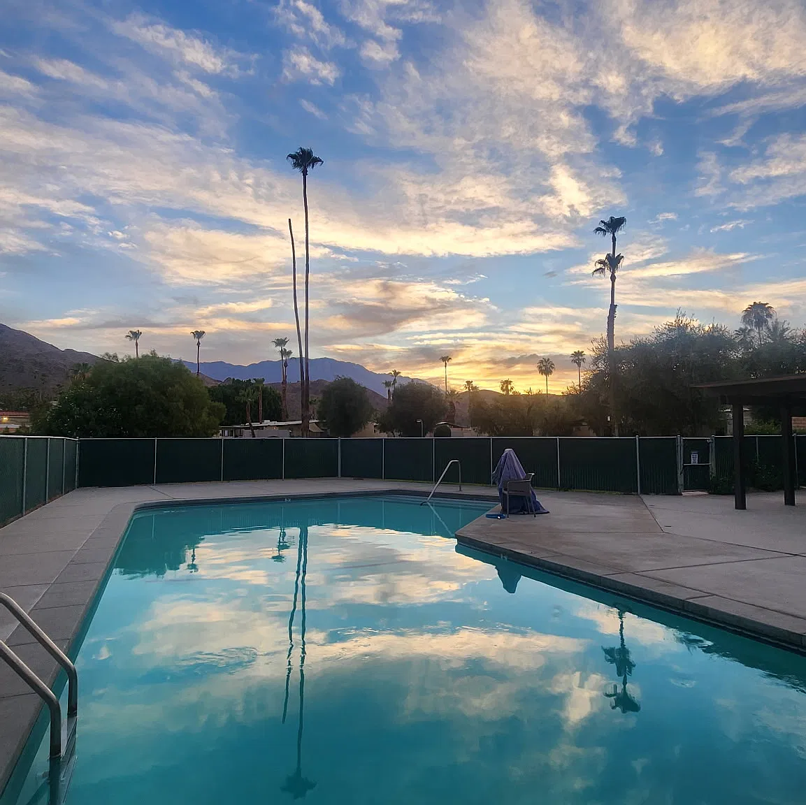 2 bed, 1.5 bath, 909 sqft, $2,000 — Photo 3