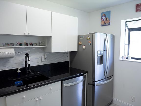 2nd image of 508 Gardens Dr APT 202