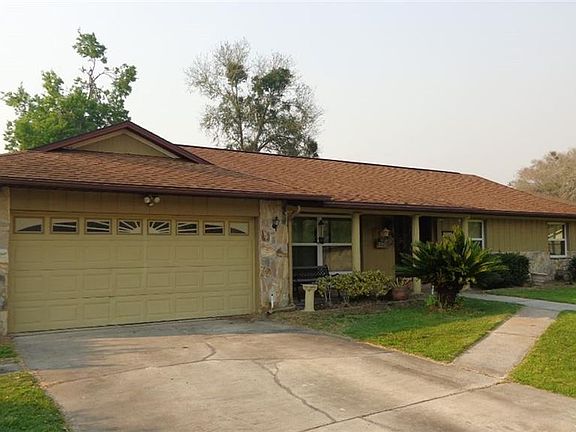 2nd image of 3924 Orange Lake Dr