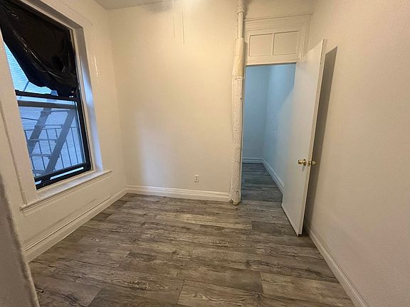 3rd image of 437 E 80th St APT 15