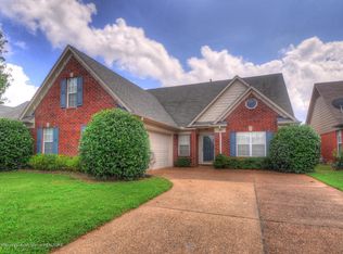 9153 Lakeshore Dr, Olive Branch, MS 38654