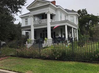 308 E State St, Eagle Lake, TX 77434