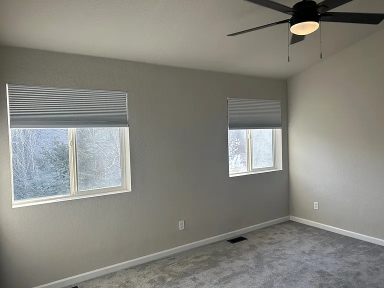1651 Prairie Hill Dr #B — Photo 6