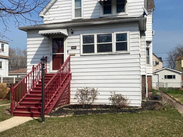 1615 Central Ave, Whiting, IN 46394