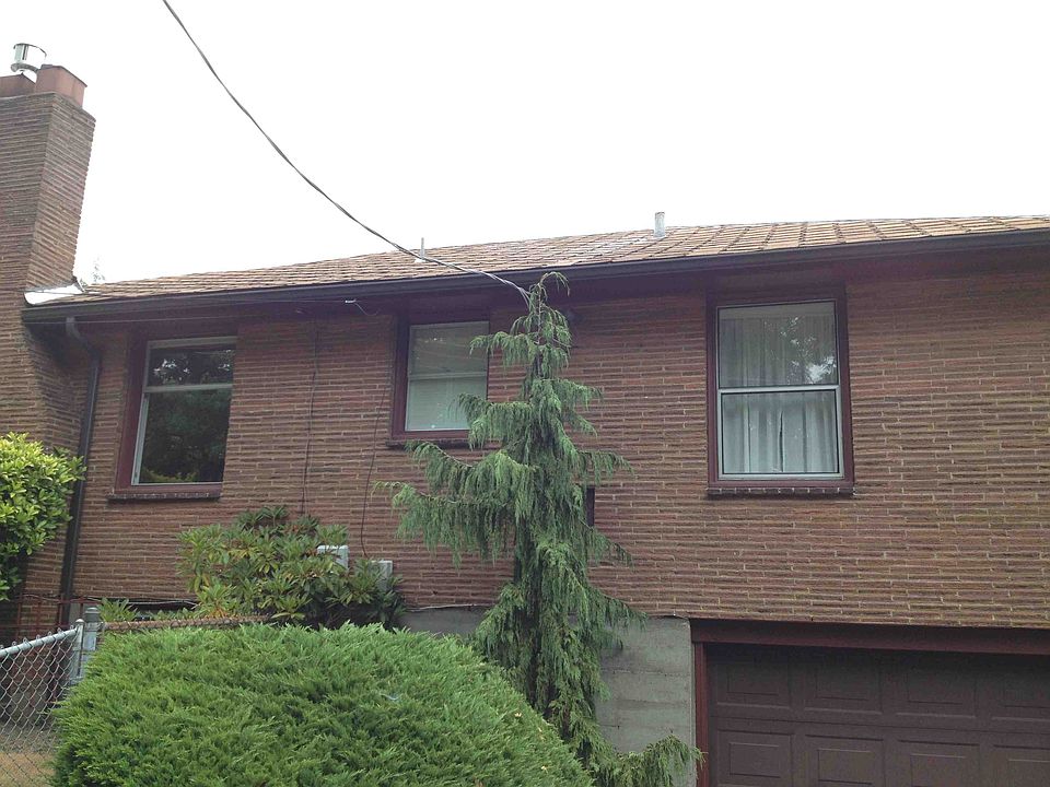 2nd image of 6802 34th Ave NE