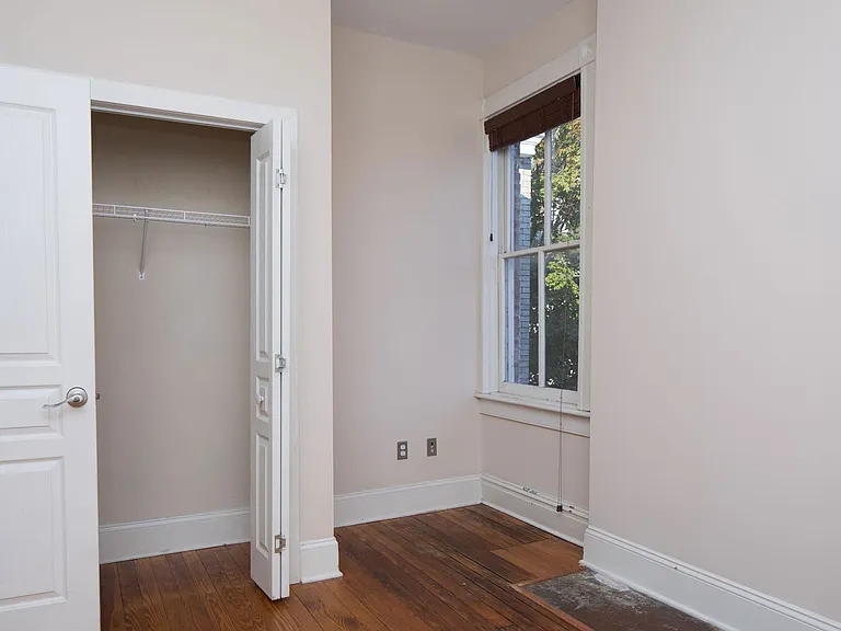 22 W Marshall St #5 — Photo 8