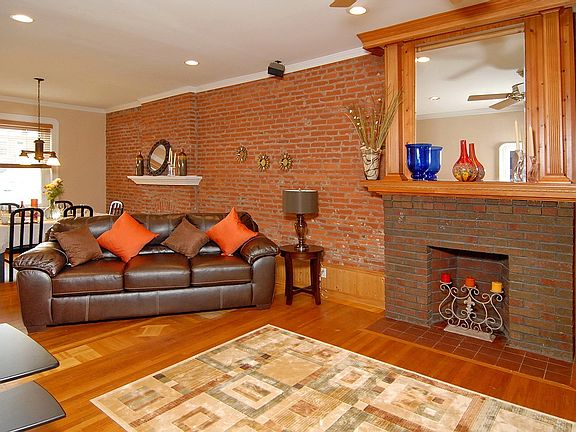 5th image of 3843 Connecticut St