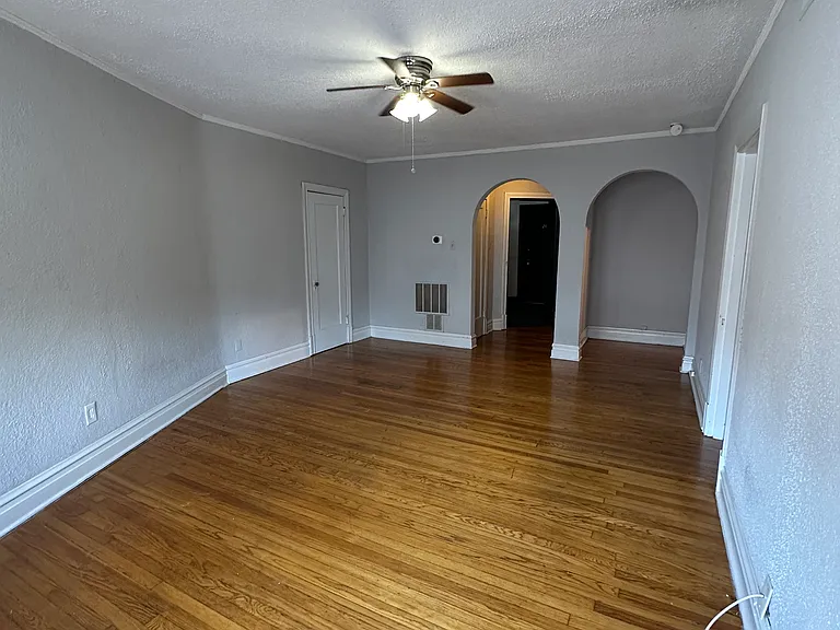 7355 Lindell Blvd #201 — Photo 15