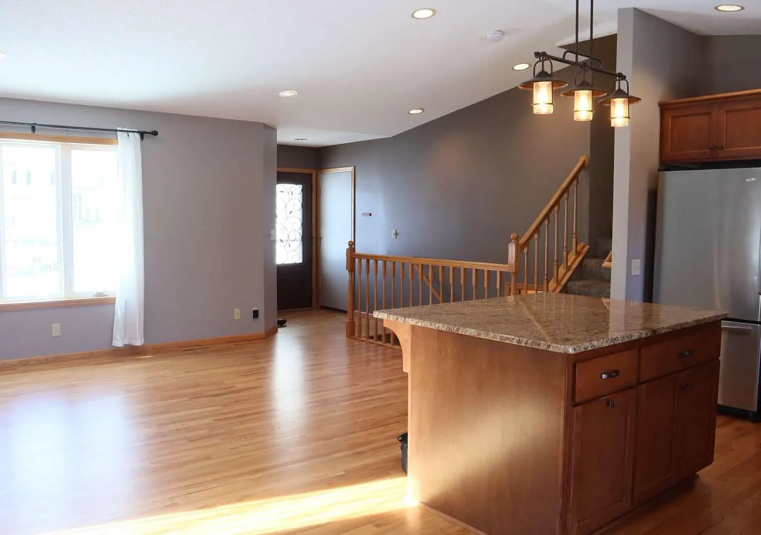 8279 Jeffery Ave S — Photo 2