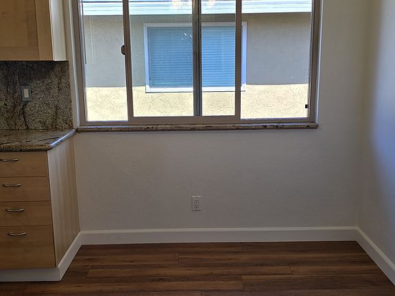 5th image of 4465 Diamond St APT 4