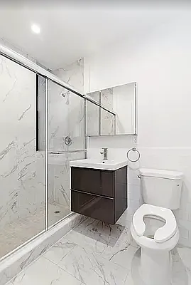 Rented by MOTION New York | media 4