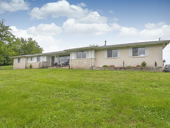 4th image of 336A Ewing Dr