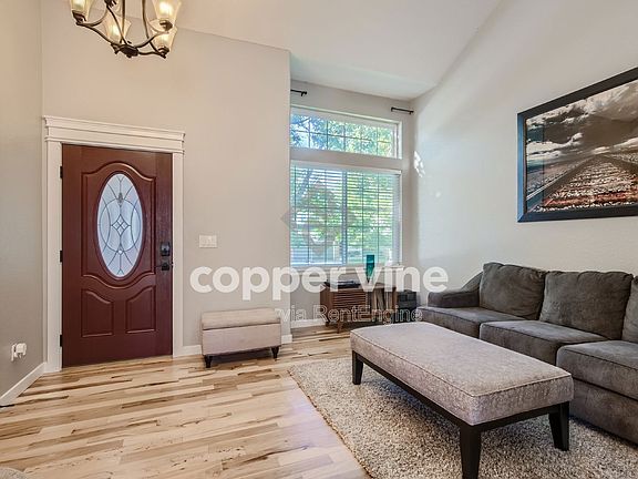 5th image of 13336 Franklin St