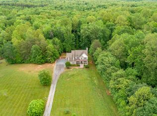 838 Hartwood Rd, Fredericksburg, VA 22406