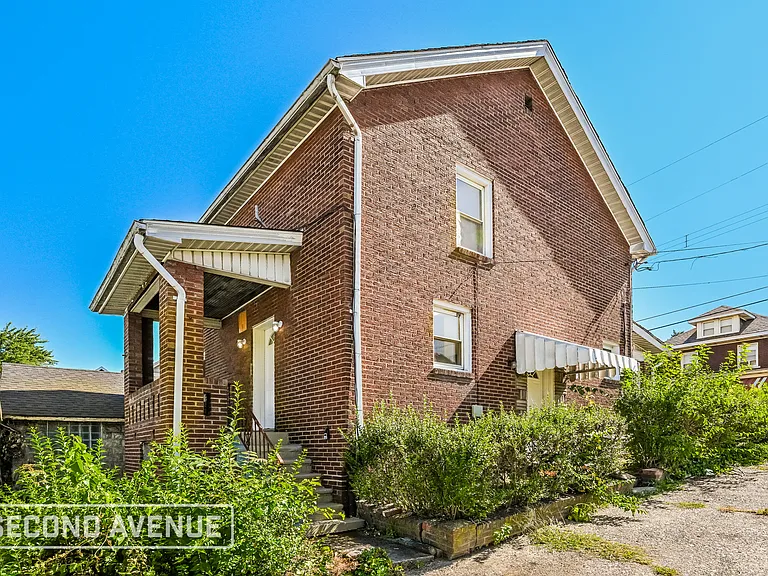 1506 Freemont St — Photo 16