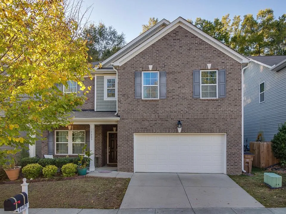 1609 Frog Hollow Way