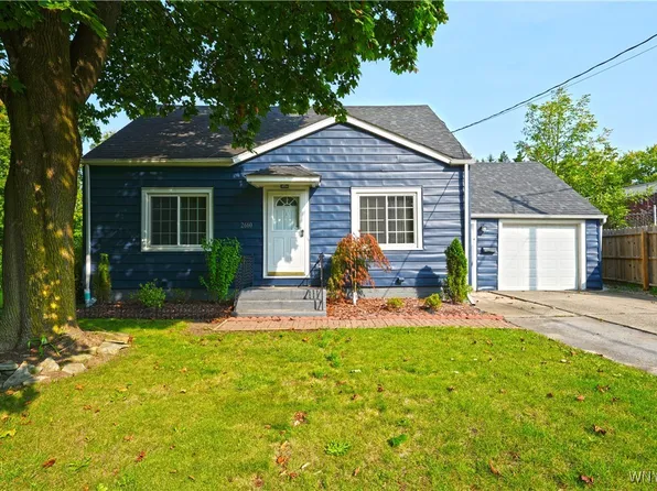 2660 N French Rd, East Amherst, NY 14051