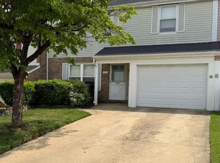 3237 Farragut Ct, Bensalem, PA 19020