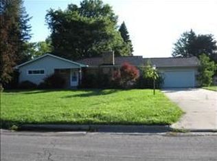 1012 River Acres Dr, Tecumseh, MI 49286