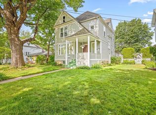 1810 Oxford St, Rockford, IL 61103