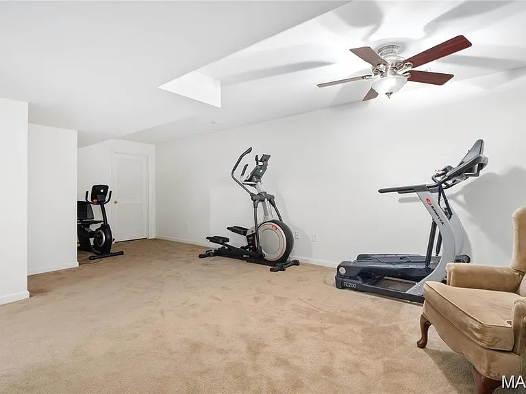 1120 Gulfstream Way — Photo 28