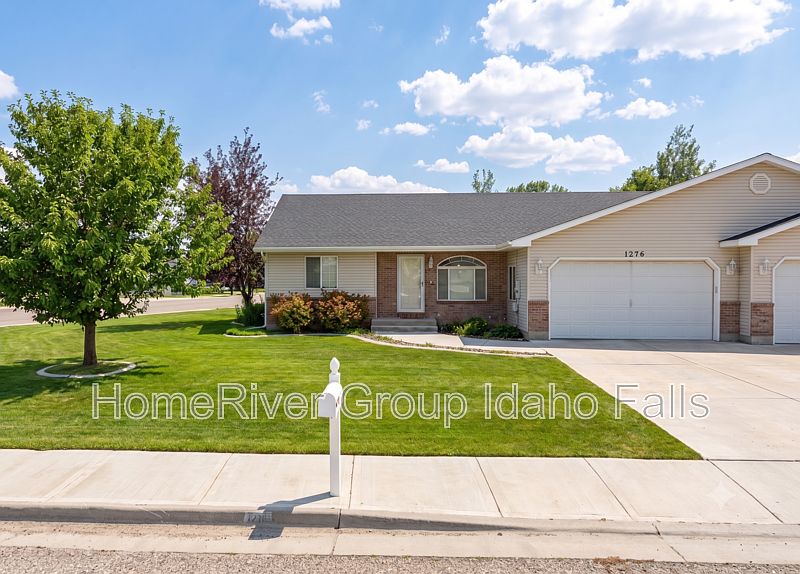 1st image of 1276 Matchpoint Dr